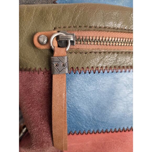 Vtg The Sak Crossbody Purse Leather Suede Patchwork 10x9 Inch Happy & Free Boho - Picture 4 of 15